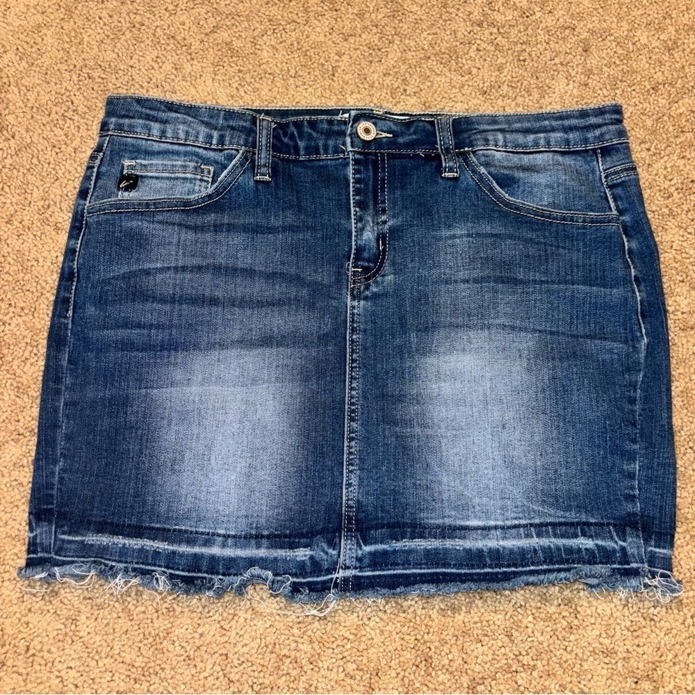 KanCan denim skirt, distressed hem, size 11/29